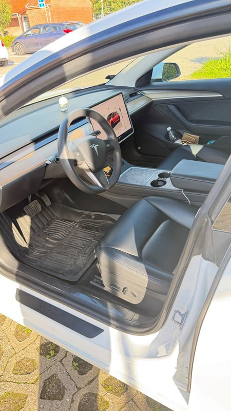 undefined Tesla Model 3 fra 2022