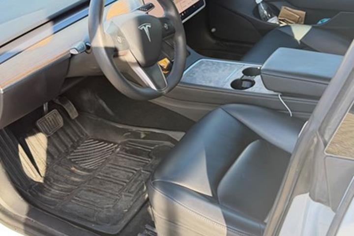 undefined Tesla Model 3 fra 2022