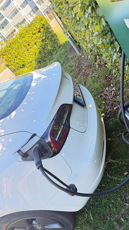 undefined Tesla Model 3 fra 2022