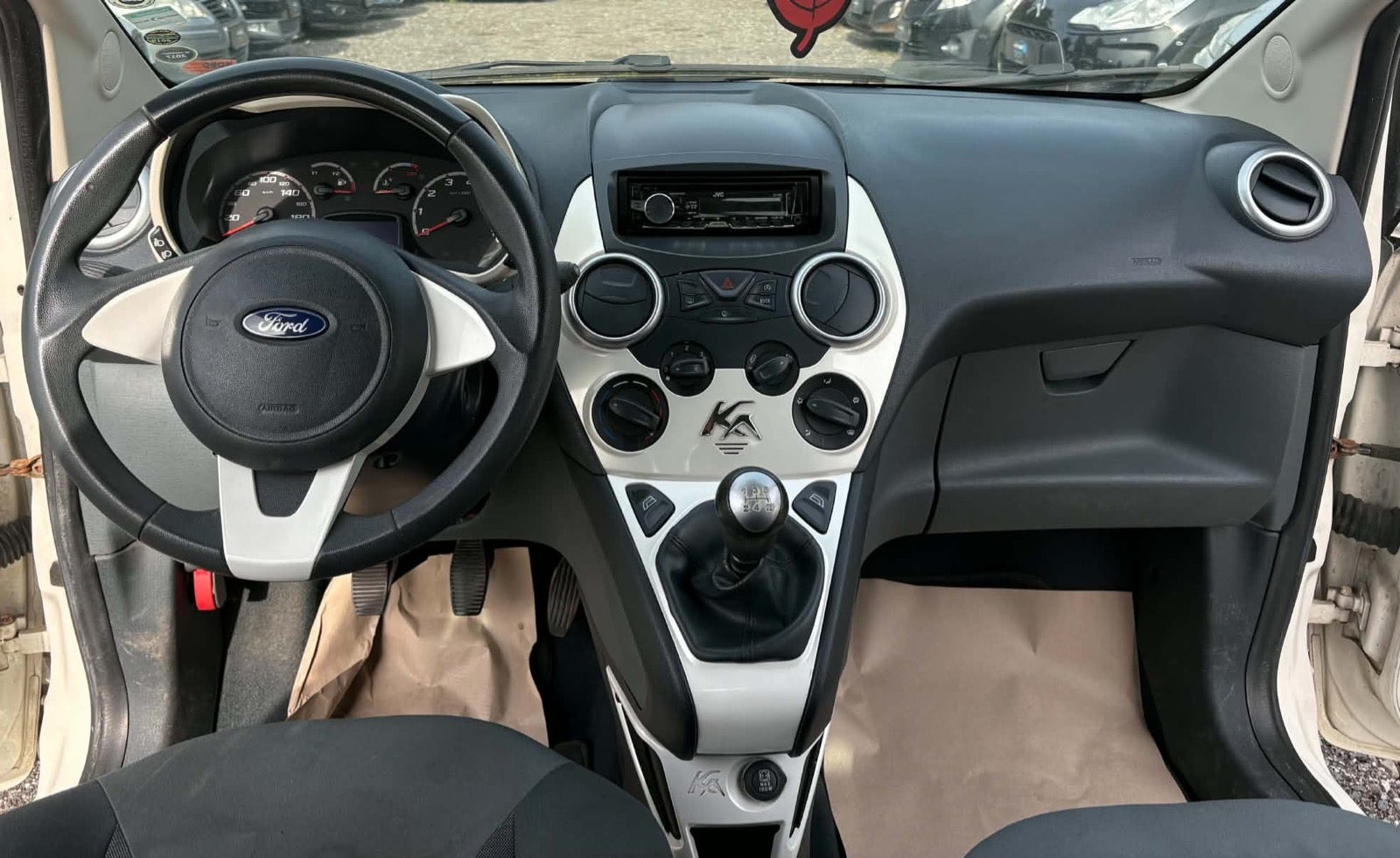 Sort Ford Ka fra 2013