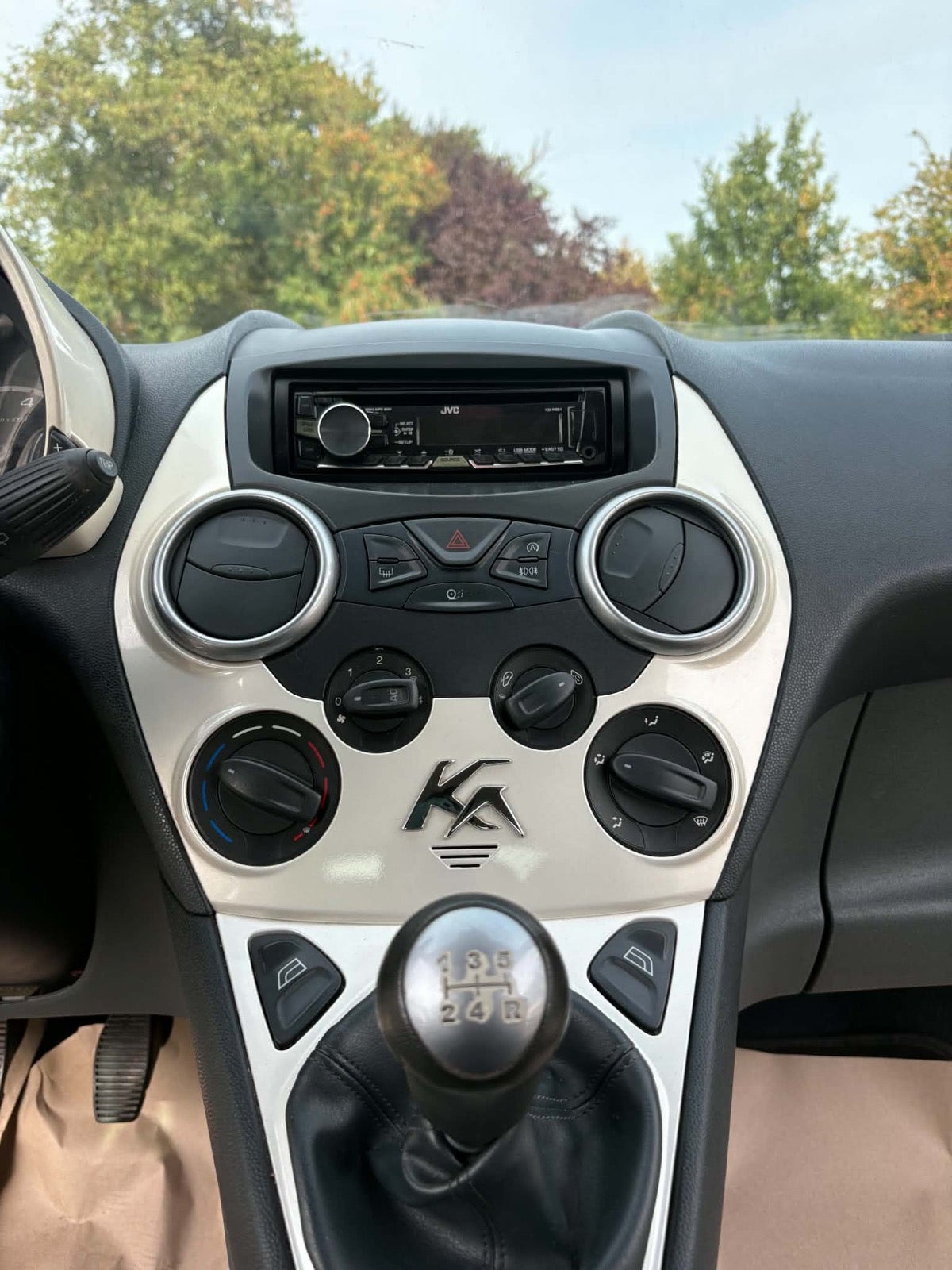 Sort Ford Ka fra 2013