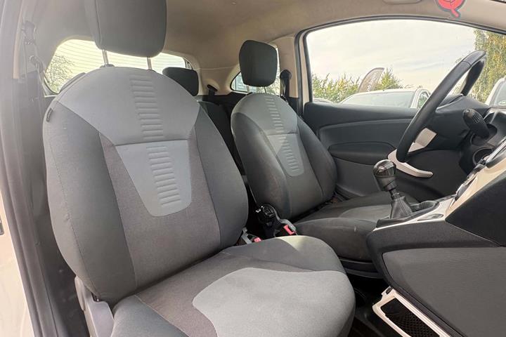 Sort Ford Ka fra 2013