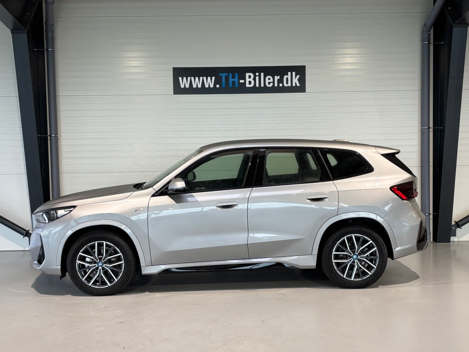 undefined BMW iX1 fra 2024