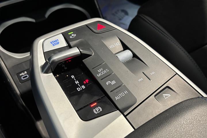 undefined BMW iX1 fra 2024