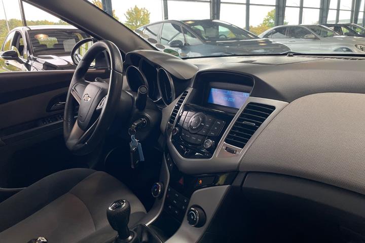 undefined Chevrolet Cruze fra 2010