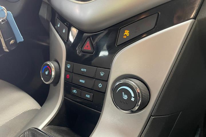 undefined Chevrolet Cruze fra 2010