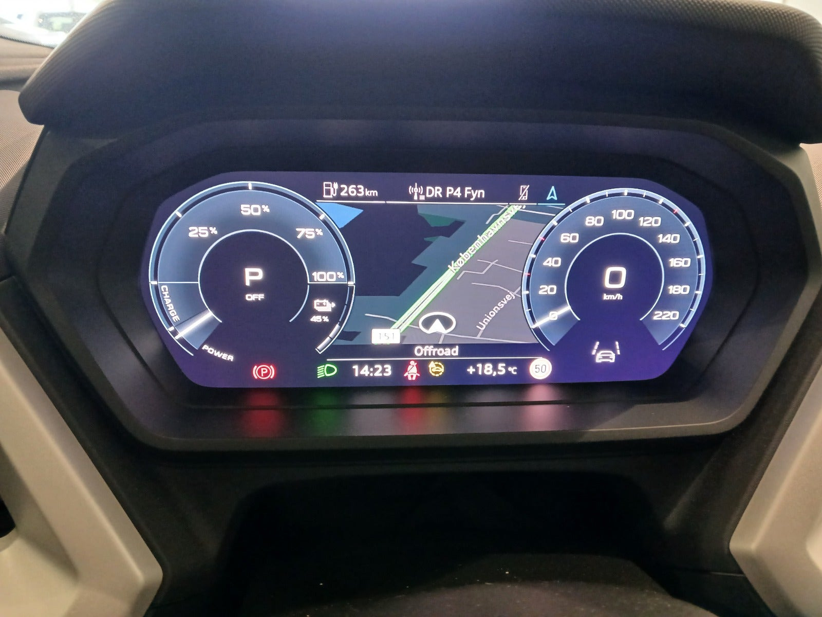 Grå Audi Q4 e-tron fra 2024