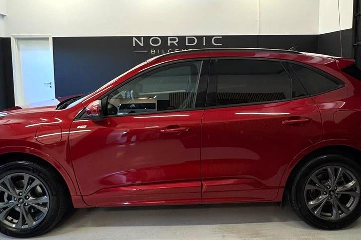 undefined Ford Kuga fra 2022