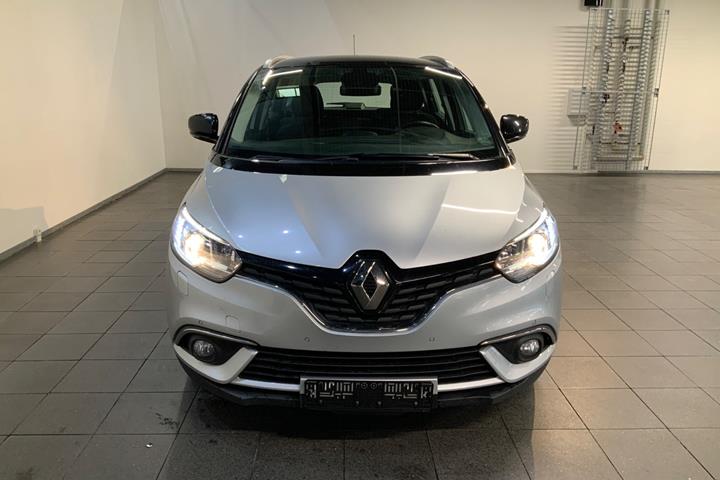 Sølv Renault Grand Scenic IV fra 2018