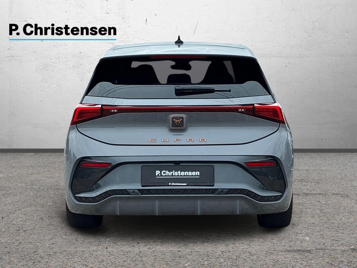 Grå Cupra Born fra 2024