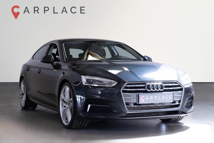 Grå Audi A5 fra 2018
