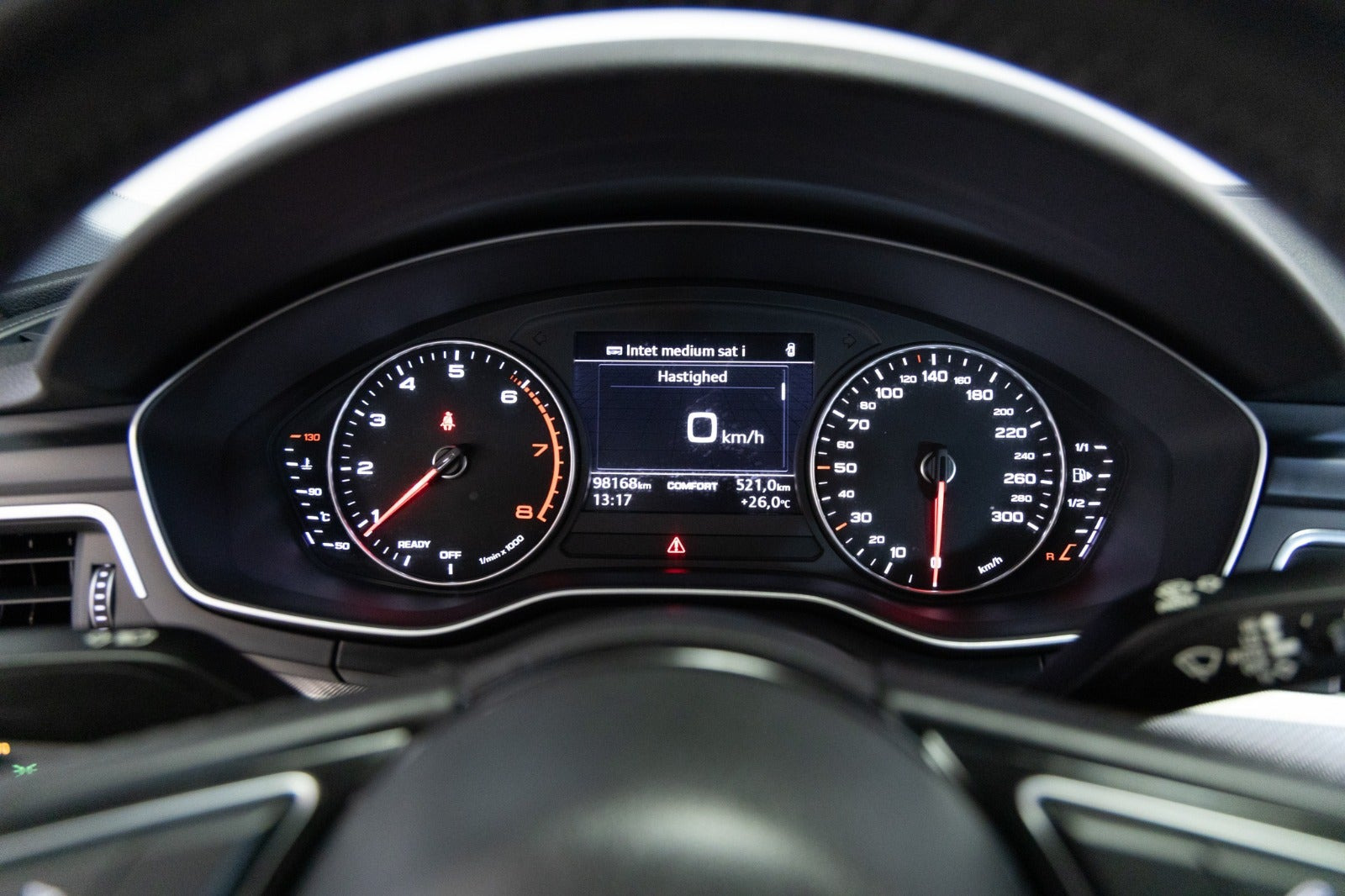 Grå Audi A5 fra 2018