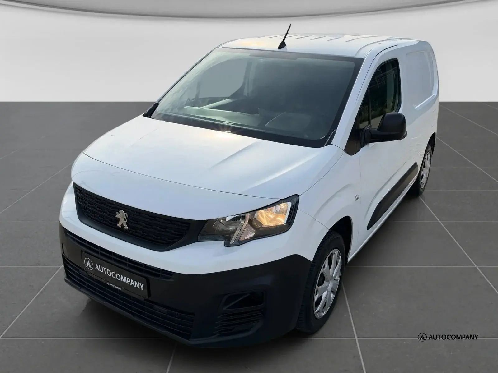 undefined Peugeot Partner fra 2021