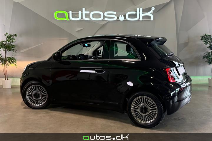 Sort Fiat 500e fra 2023