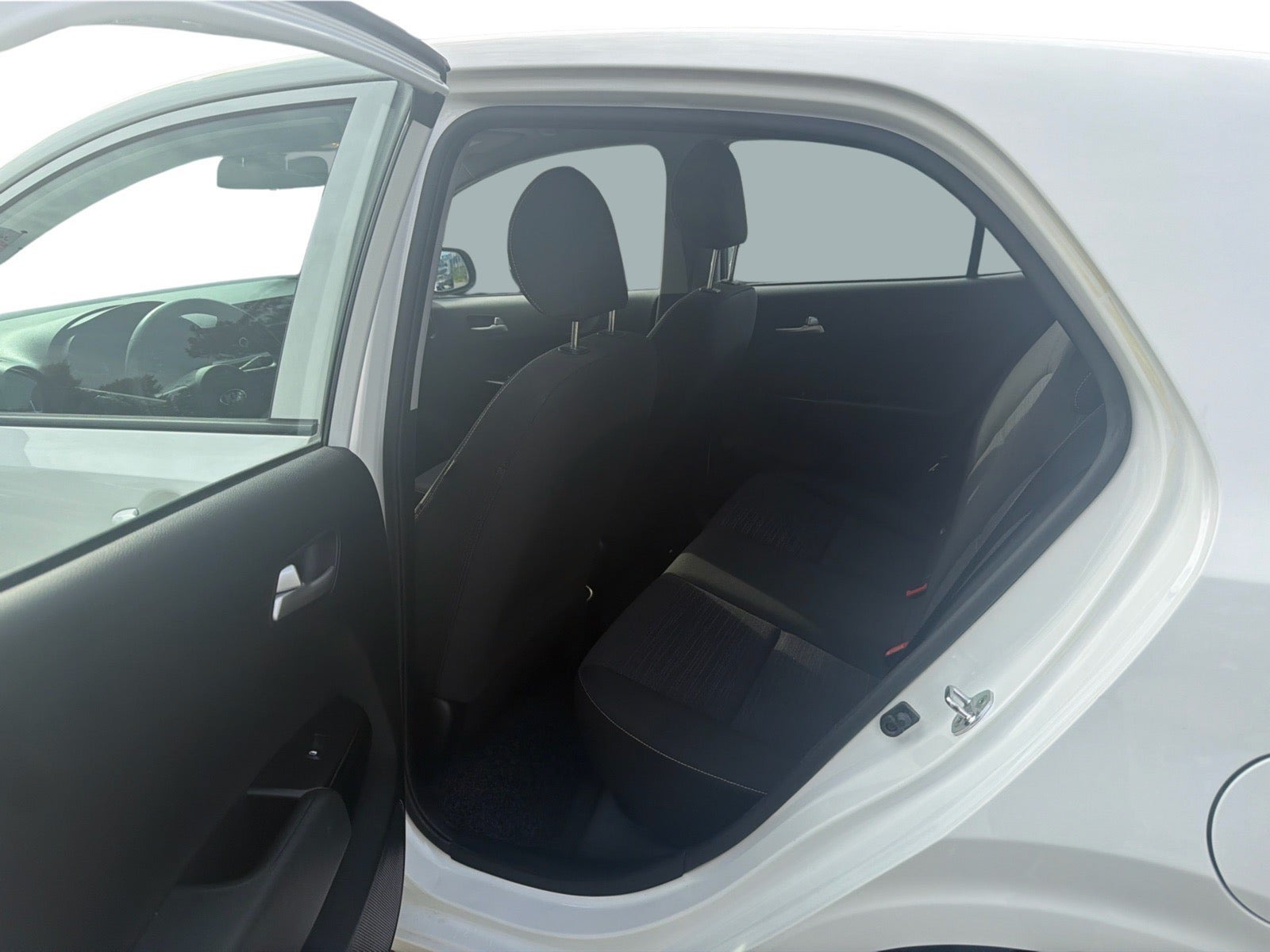 Hvid Kia Picanto fra 2018