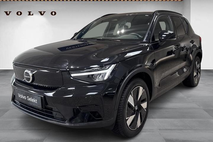 Sort Volvo XC40 fra 2024