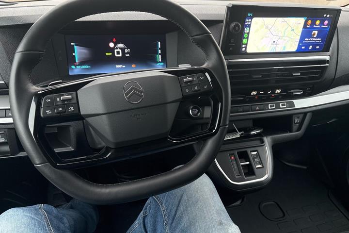 Hvid Citroën e-Jumpy fra 2026