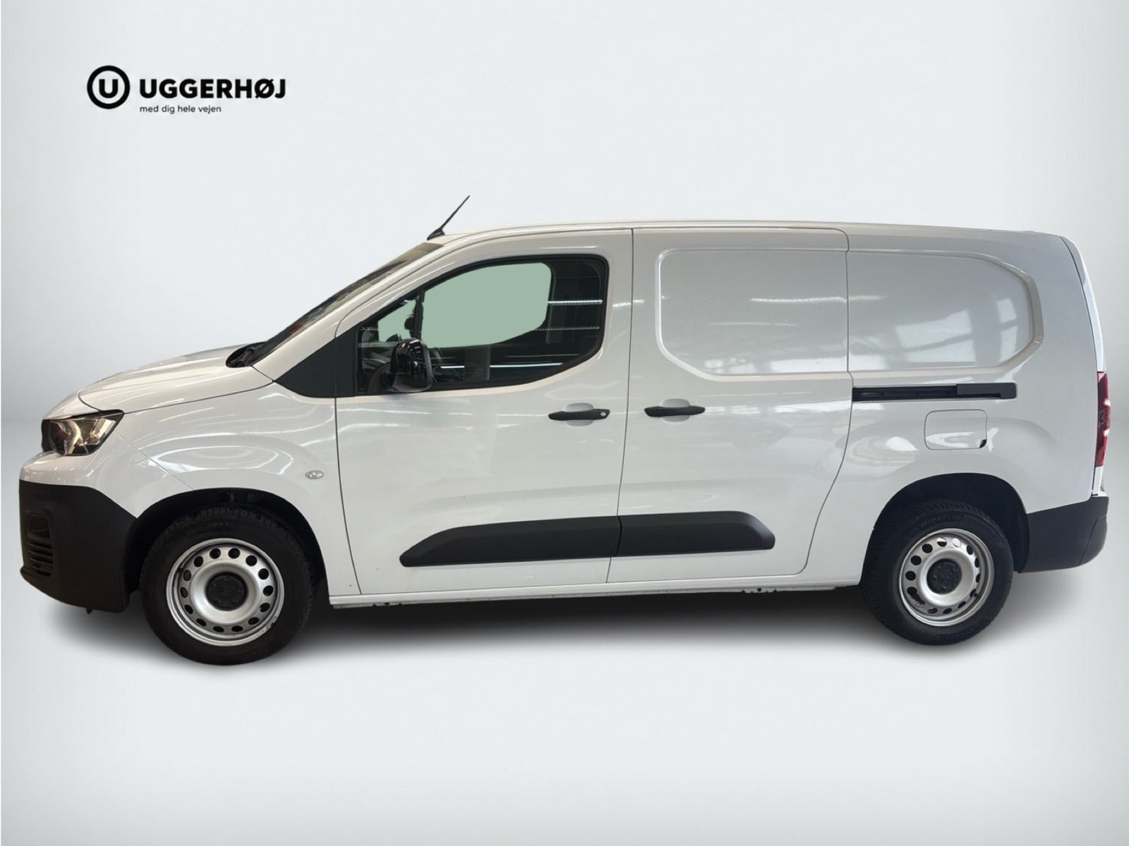 Hvid Peugeot Partner fra 2024