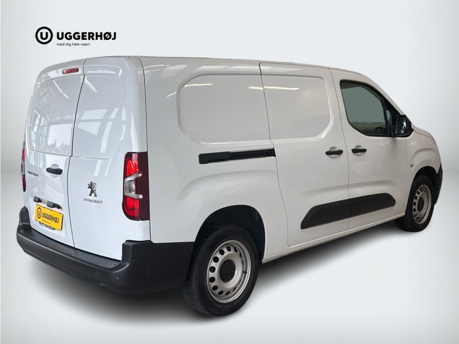 Hvid Peugeot Partner fra 2024