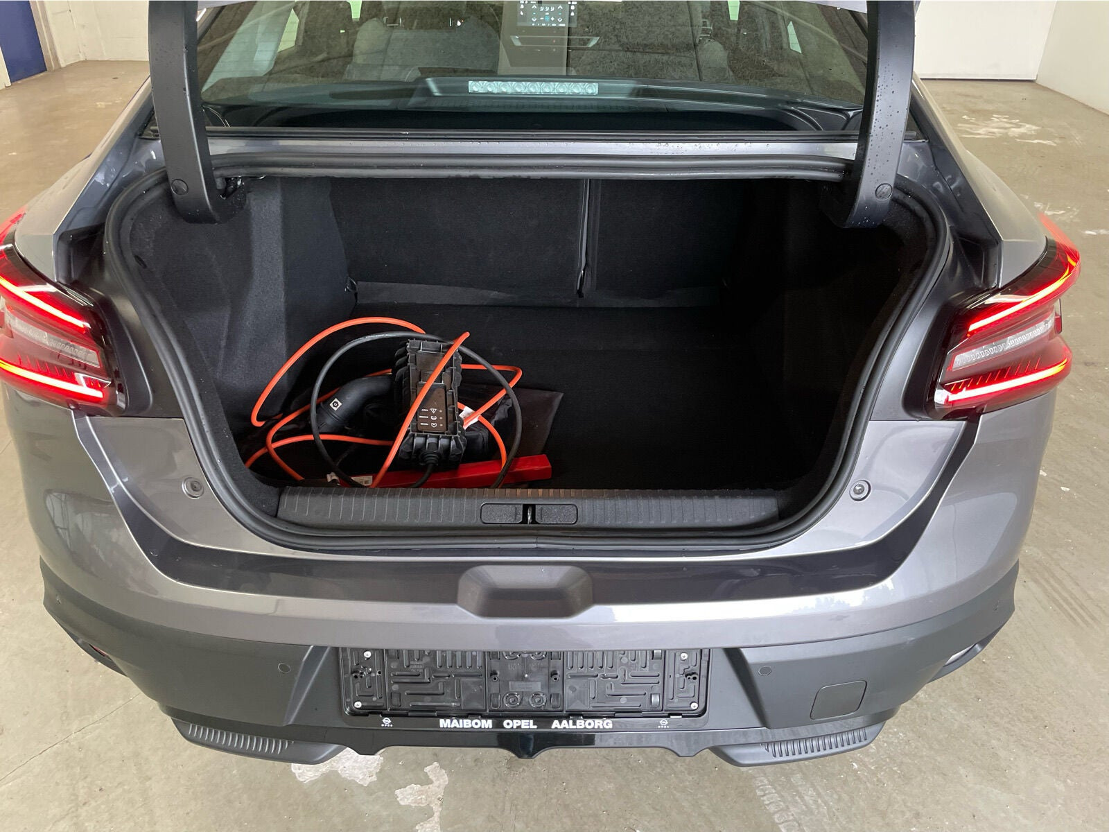 Sort Citroën ë-C4 X fra 2025