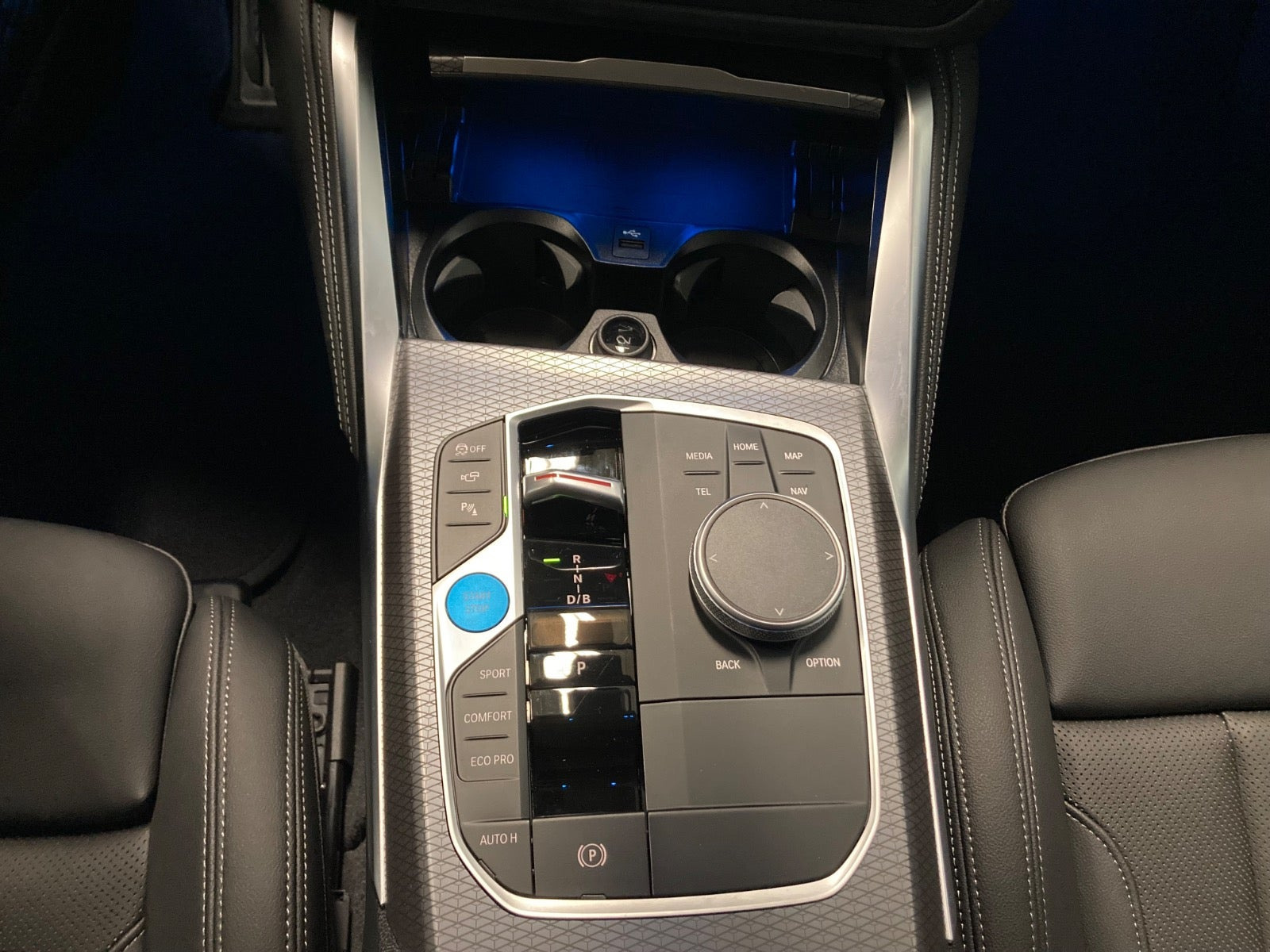 Sort BMW i4 fra 2025