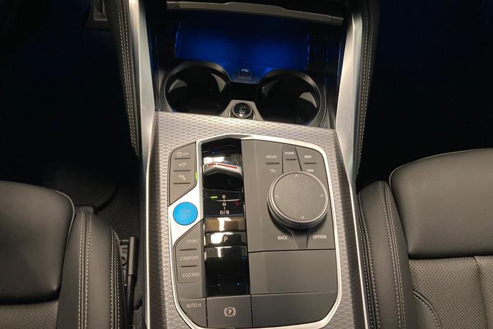 Sort BMW i4 fra 2025