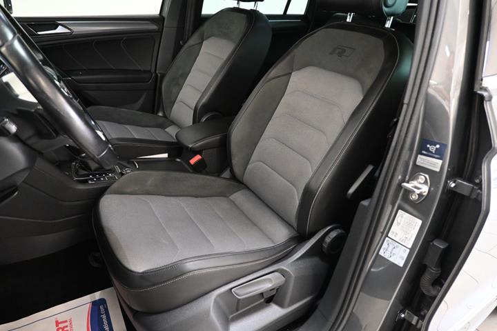 Grå VW Tiguan fra 2018