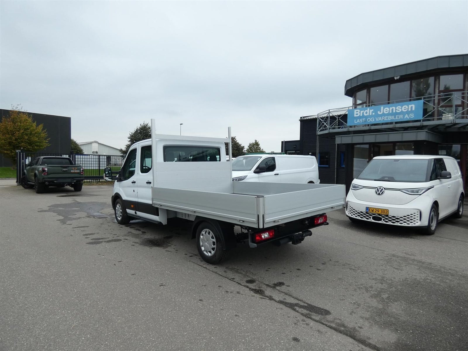 Hvid Ford Transit 350 L3 Chassis fra 2025