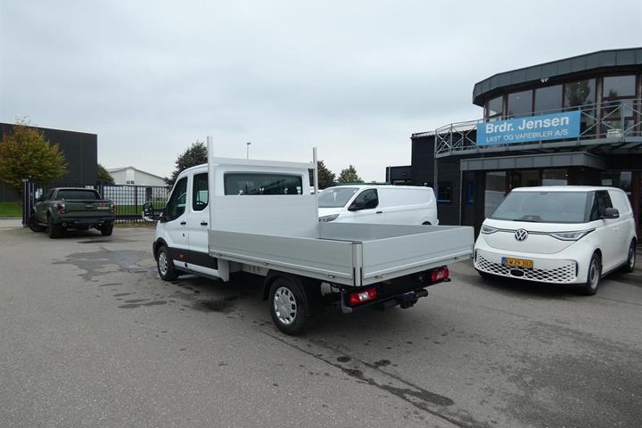 Hvid Ford Transit 350 L3 Chassis fra 2025