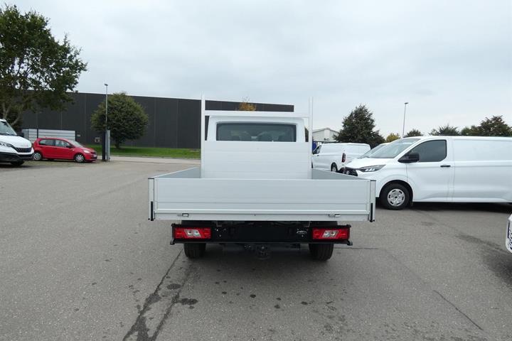 Hvid Ford Transit 350 L3 Chassis fra 2025
