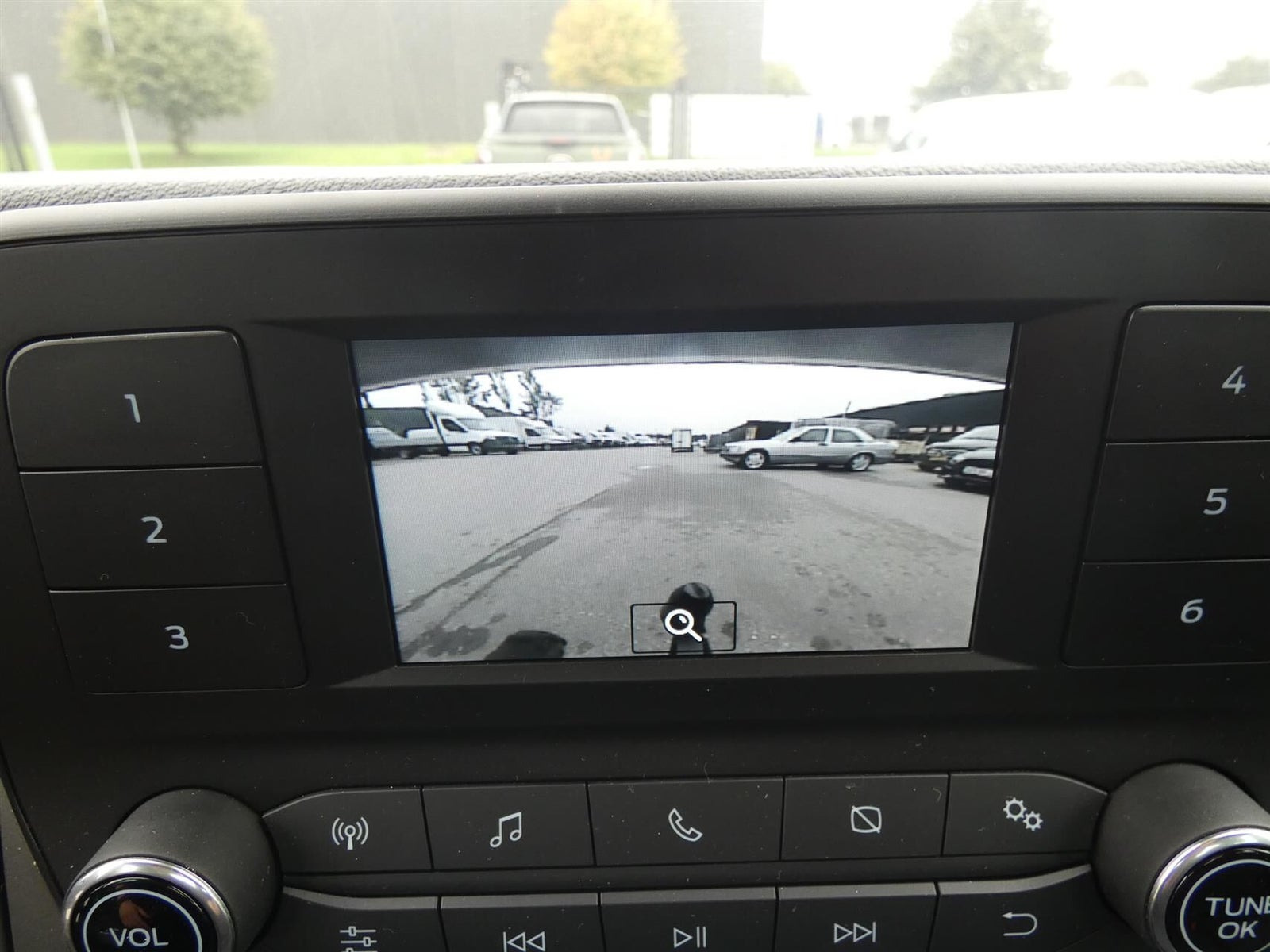 Hvid Ford Transit 350 L3 Chassis fra 2025
