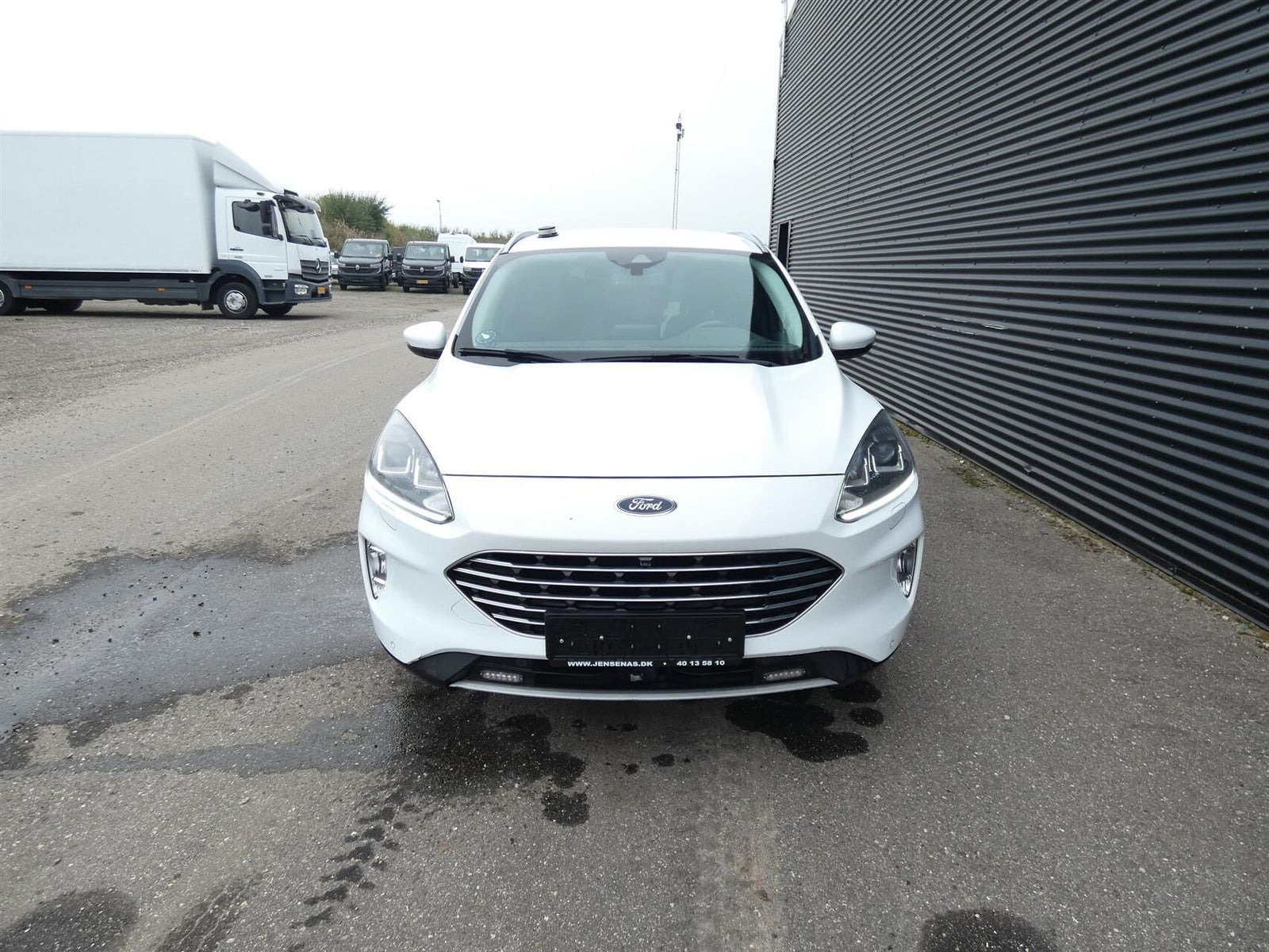 Hvid Ford Kuga fra 2022