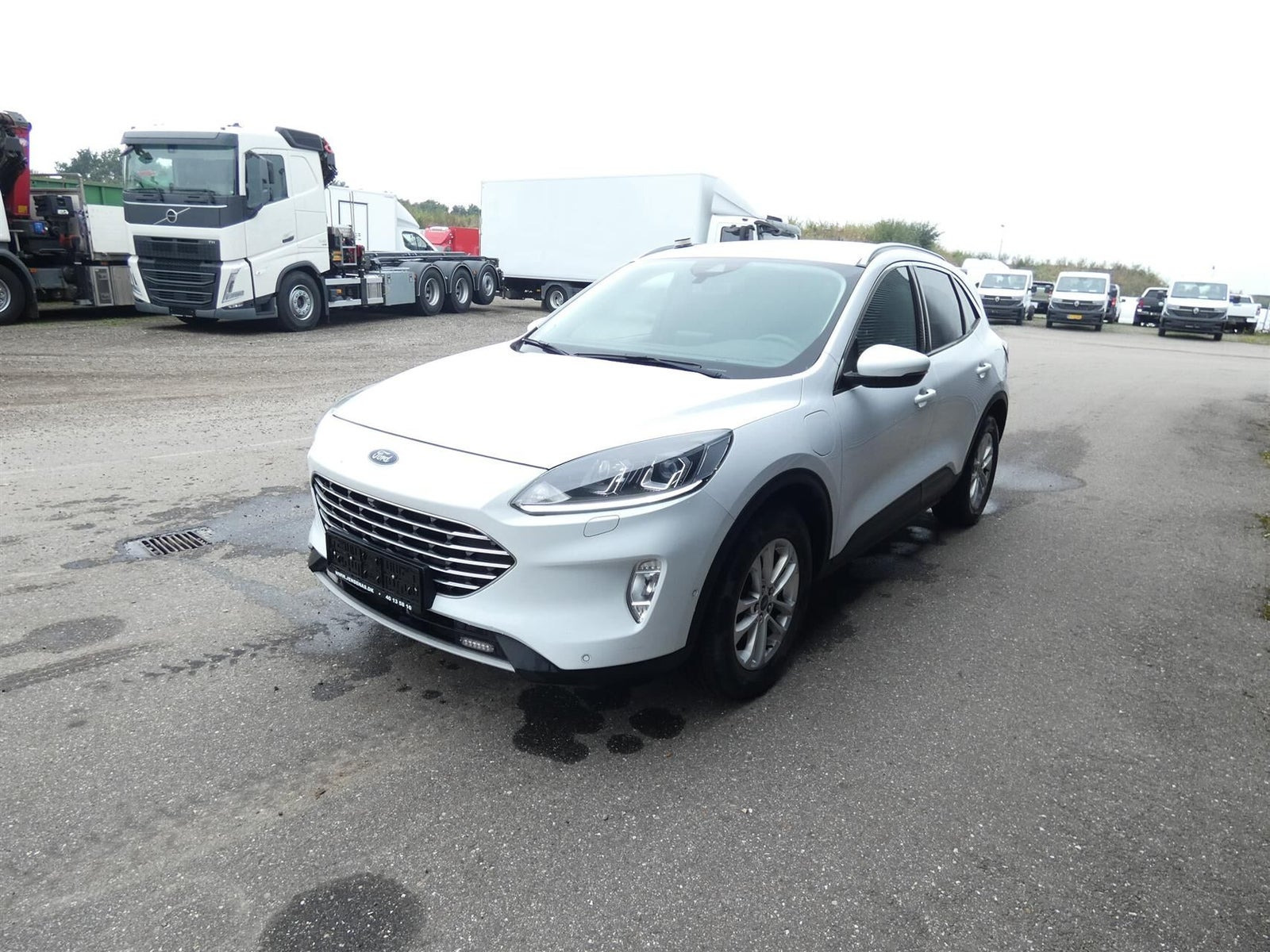 Hvid Ford Kuga fra 2022