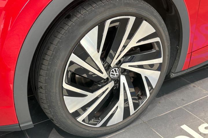 Rød VW ID.5 fra 2023