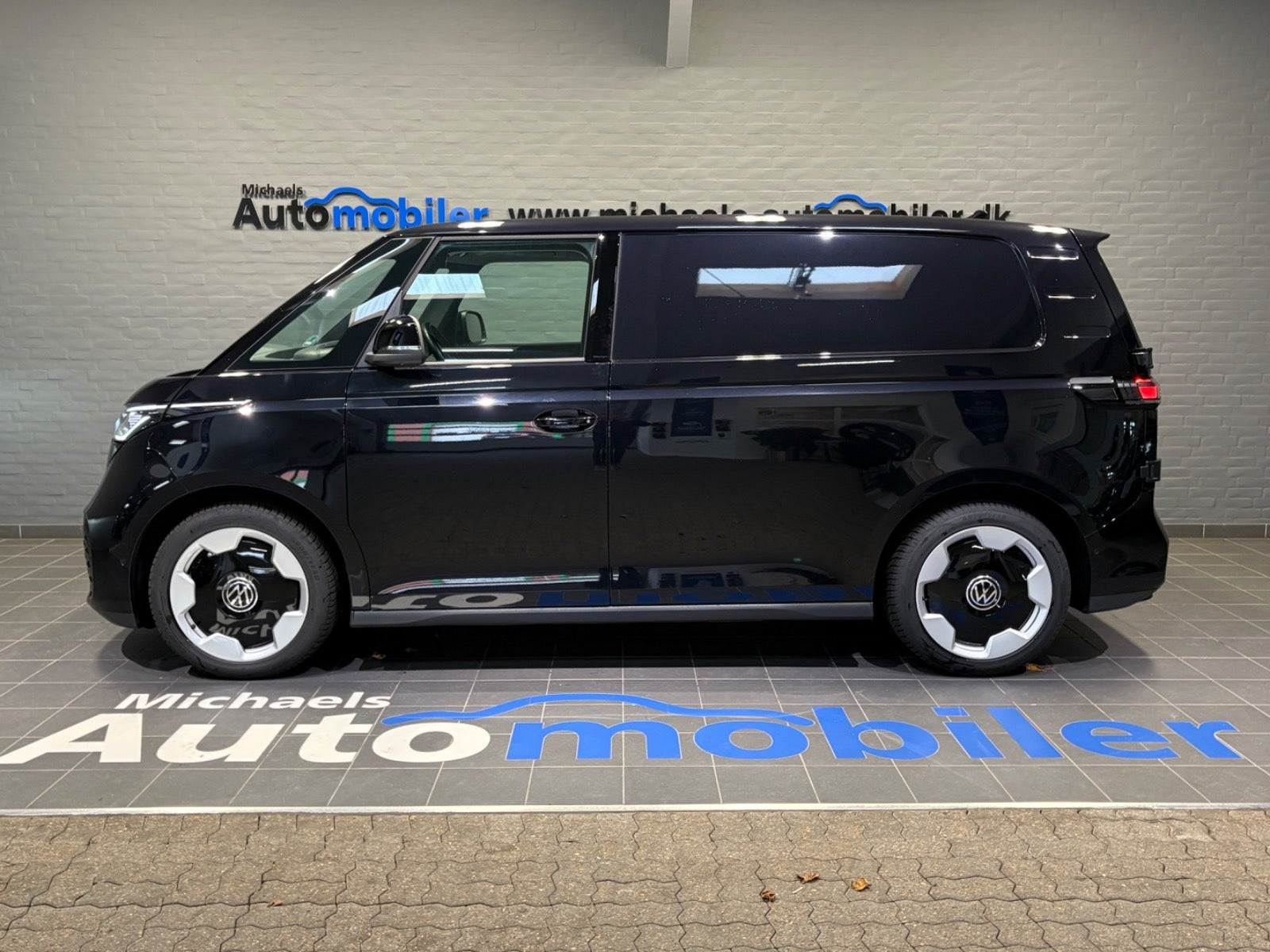 Sort VW ID.Buzz fra 2025