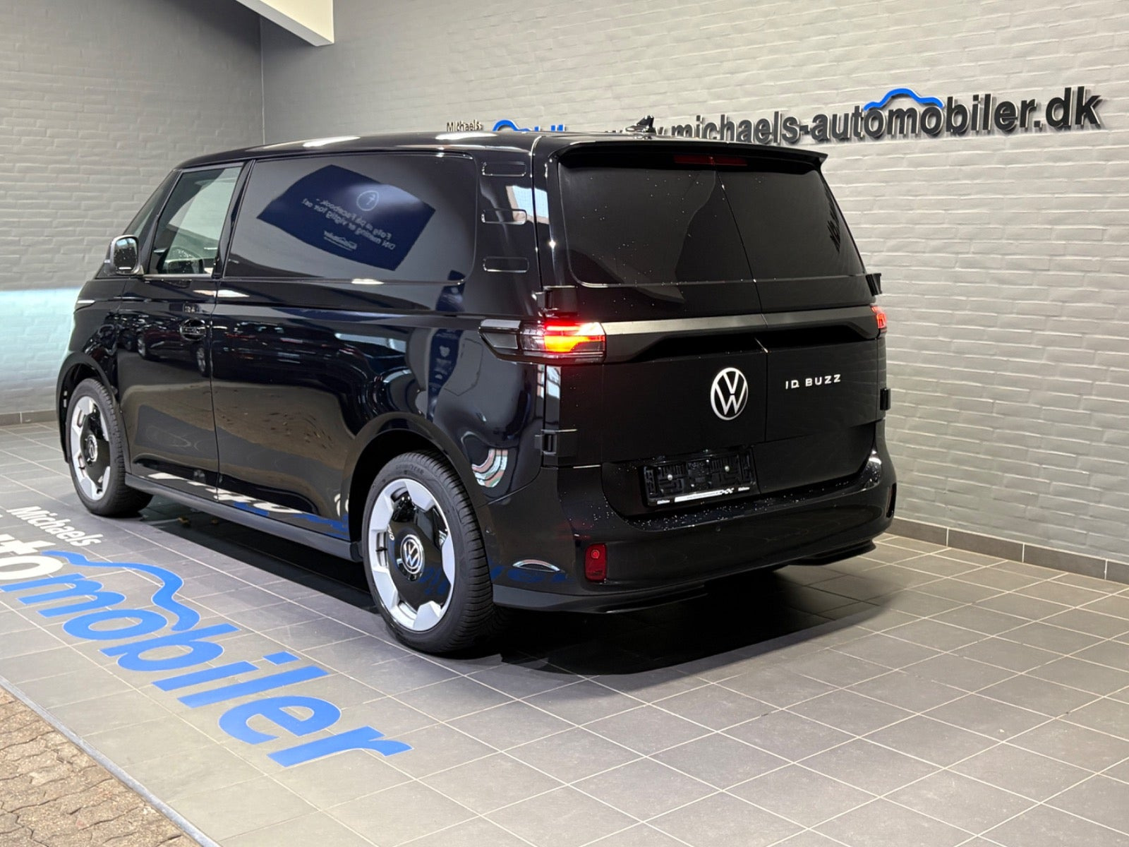 Sort VW ID.Buzz fra 2025