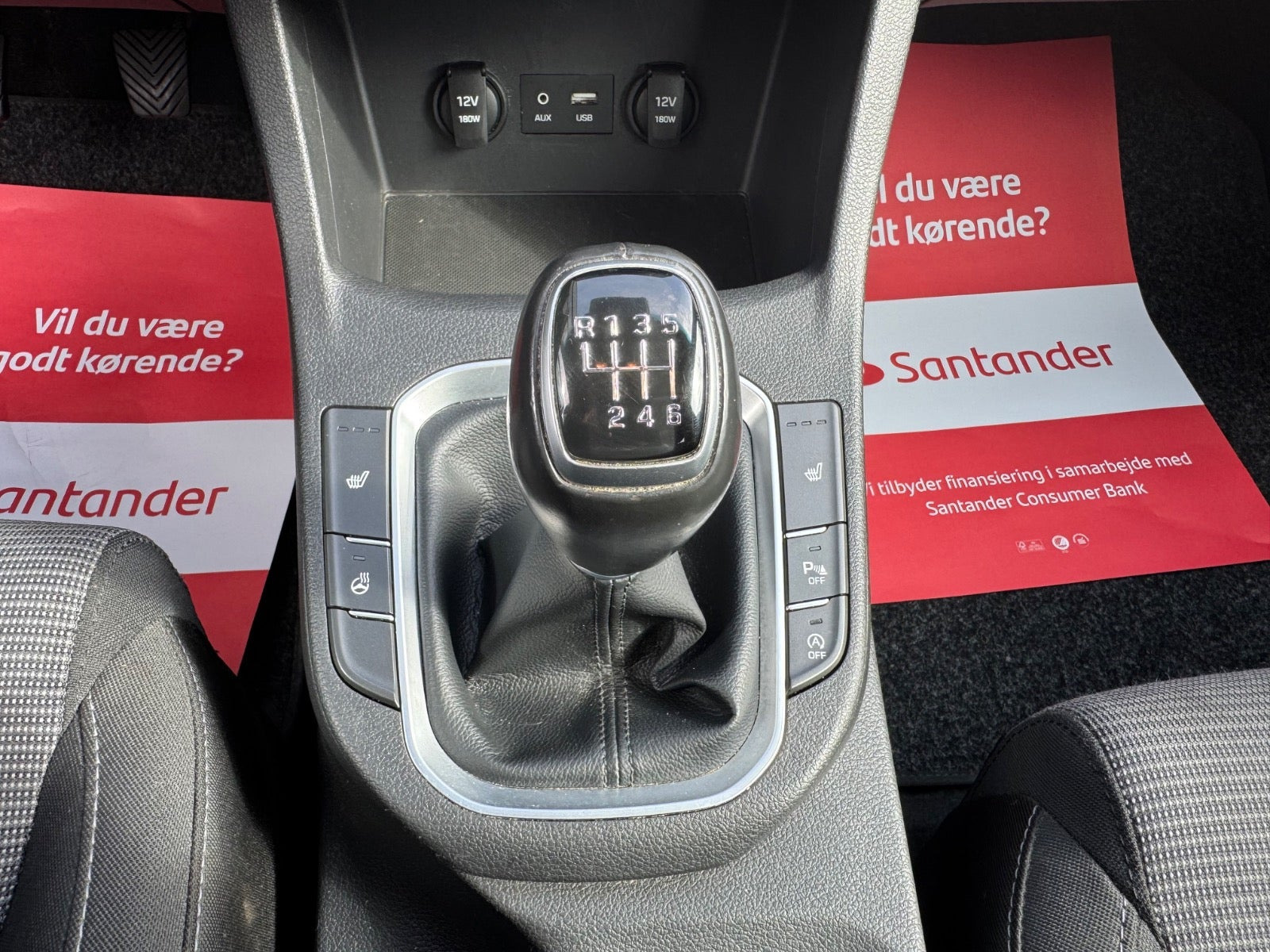 Brun Hyundai i30 fra 2017