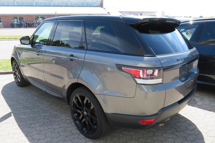 Grå Land Rover Range Rover sport fra 2014