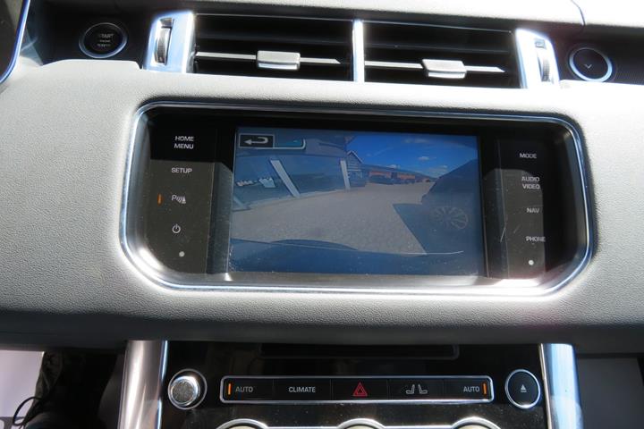 Grå Land Rover Range Rover sport fra 2014