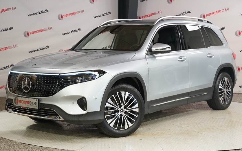 Mercedes EQB250+ Electric Art