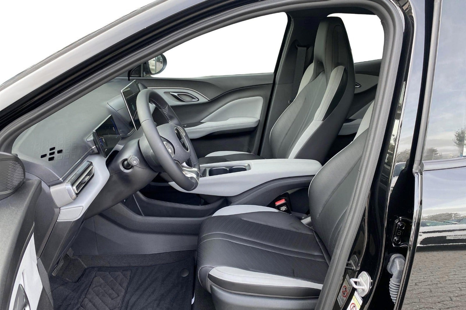 Sort BYD Dolphin Surf fra 2025