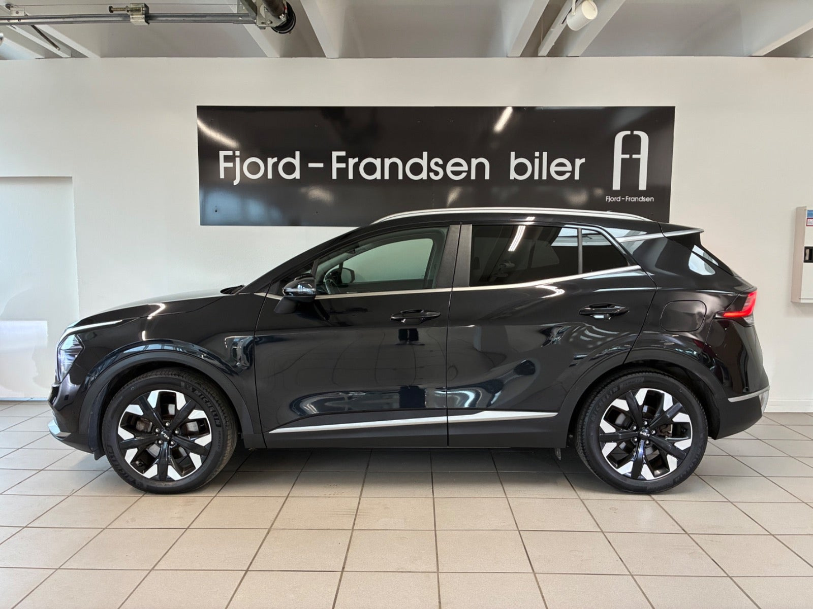 Sort Kia Sportage fra 2023