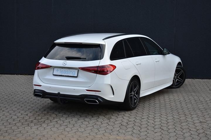 Hvid Mercedes C200 fra 2022