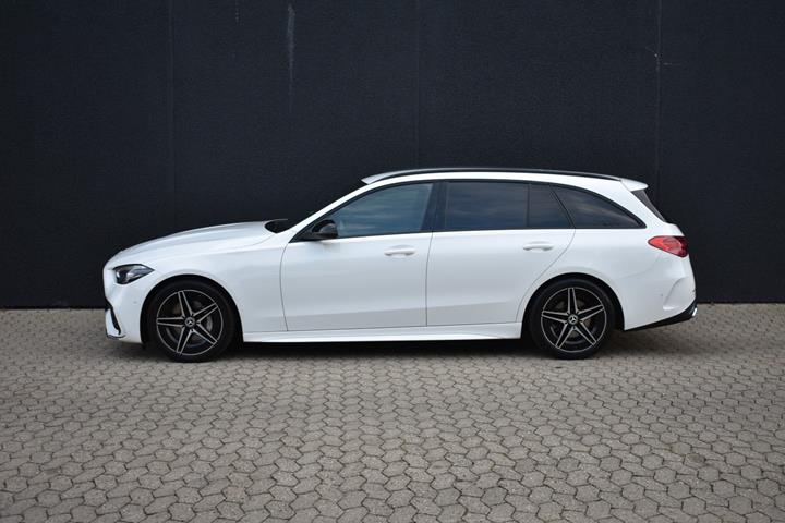Hvid Mercedes C200 fra 2022