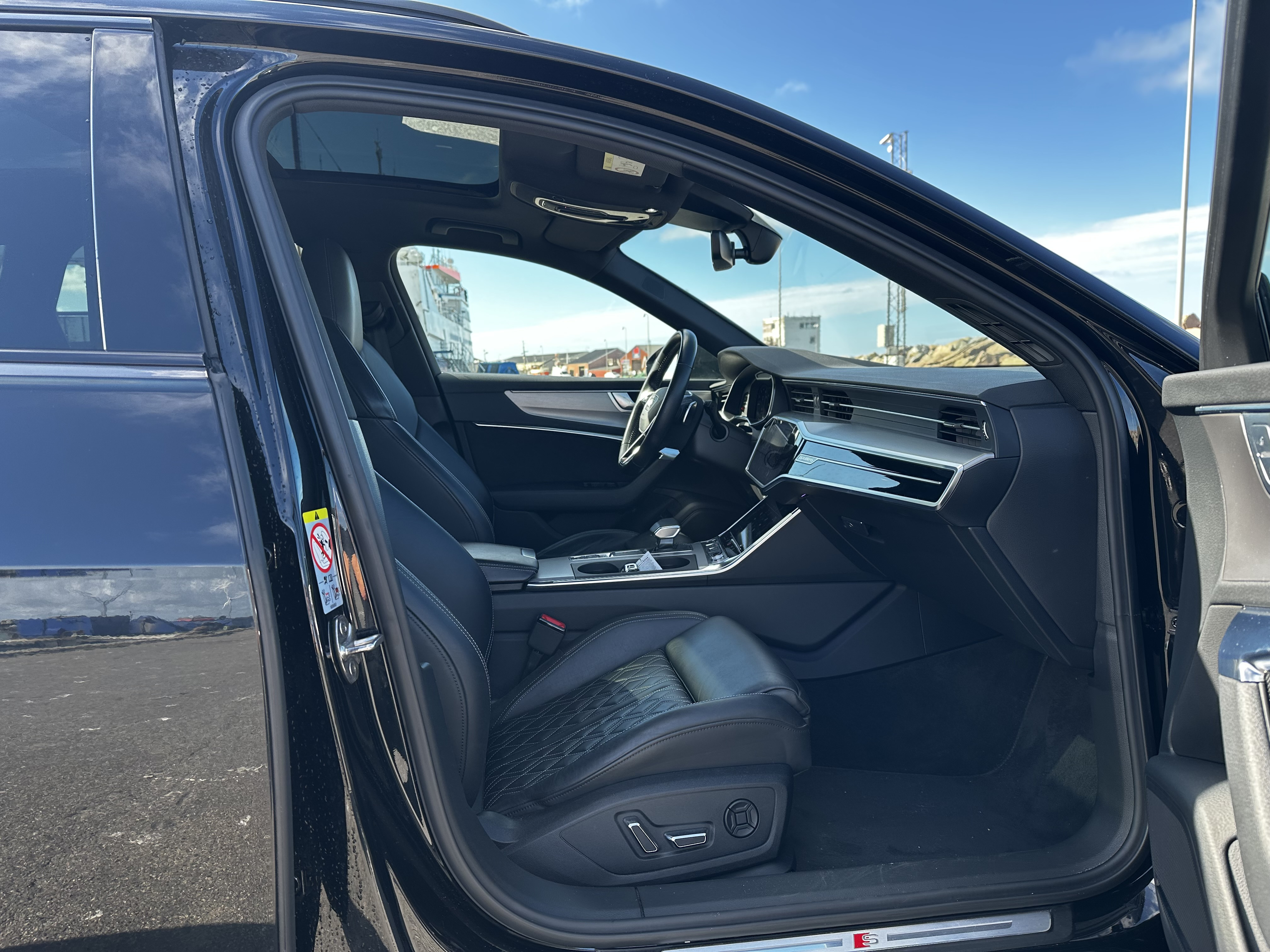 Sort Audi A6 fra 2020