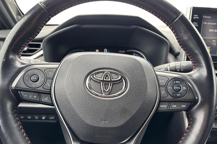 Grå Toyota RAV4 Plug-in fra 2021