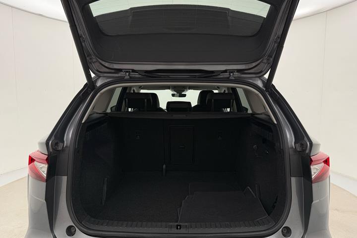 Grå Skoda Enyaq fra 2023