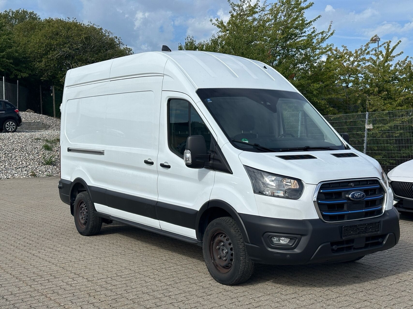 Ford E-Transit 350 L3H2 EL Trend RWD 184HK Van Aut.
