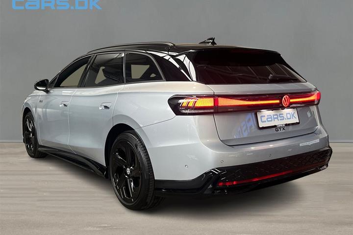 Sølv VW ID.7 fra 2026