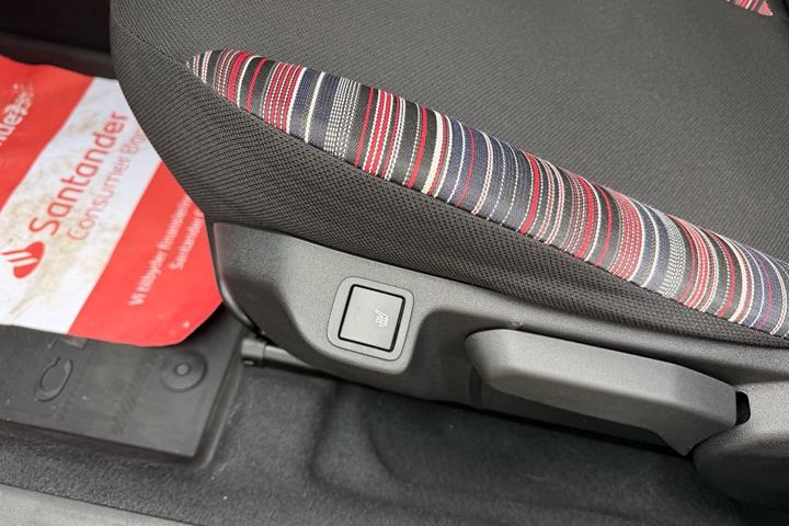 Grå Citroën C1 fra 2018
